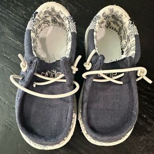 Toddler HeyDudes Like New